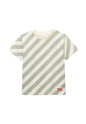 T-shirt à manches courtes avec des rayures diagonales beige et blanc, et une petite étiquette rouge « GOOD MOOD » en bas à droite sur le devant.