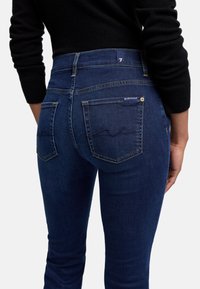 7 for all mankind BOOTCUT granatowy