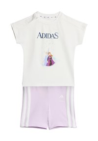 Biały, bawełniany top z krótkim rękawem z logo "ADIDAS" i postaciami Disneya. Lawendowe spodenki z trzema białymi paskami i małym detalem z logo.
