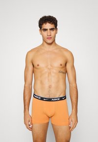 Nike Underwear TRUNK 2 PACK - Cuecas boxer - hot curry/thunder blue/black