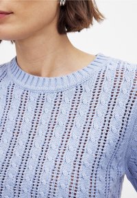 NA-KD T-shirt z nadrukiem