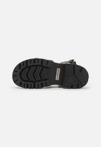 G-STAR XINVA CVS W - Sandalen met plateauzool - olive