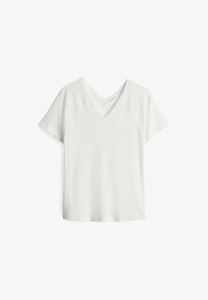 Witte korte mouwen T-shirt met een V-hals, voorzien van een textuurstof en raglan mouwen voor een losse pasvorm. Geen zichtbare patronen of accenten.