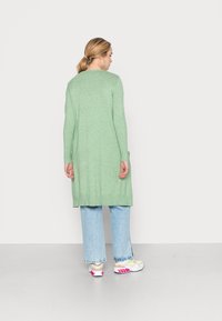 JDY JDYMARCO LONG CARDIGAN - Cardigan - basil/melange