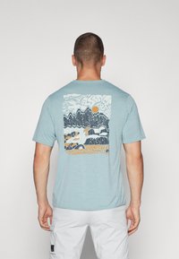 Patagonia CAP COOL DAILY GRAPHIC WATERS - Športne majice - blue