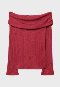 Rotes, geripptes Langarmoberteil mit einem schulterfreien Design, das eine weiche Textur und leichte Raffung am Ausschnitt und an den Ärmeln aufweist.