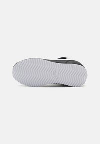 Nike Sportswear CORTEZ EASYON - Baskets basses - black/white/cool grey