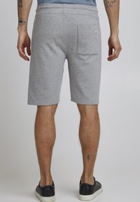 Blend BHSWEATSHORTS SLIM FIT - Spodnji deli trenirk - stone mix