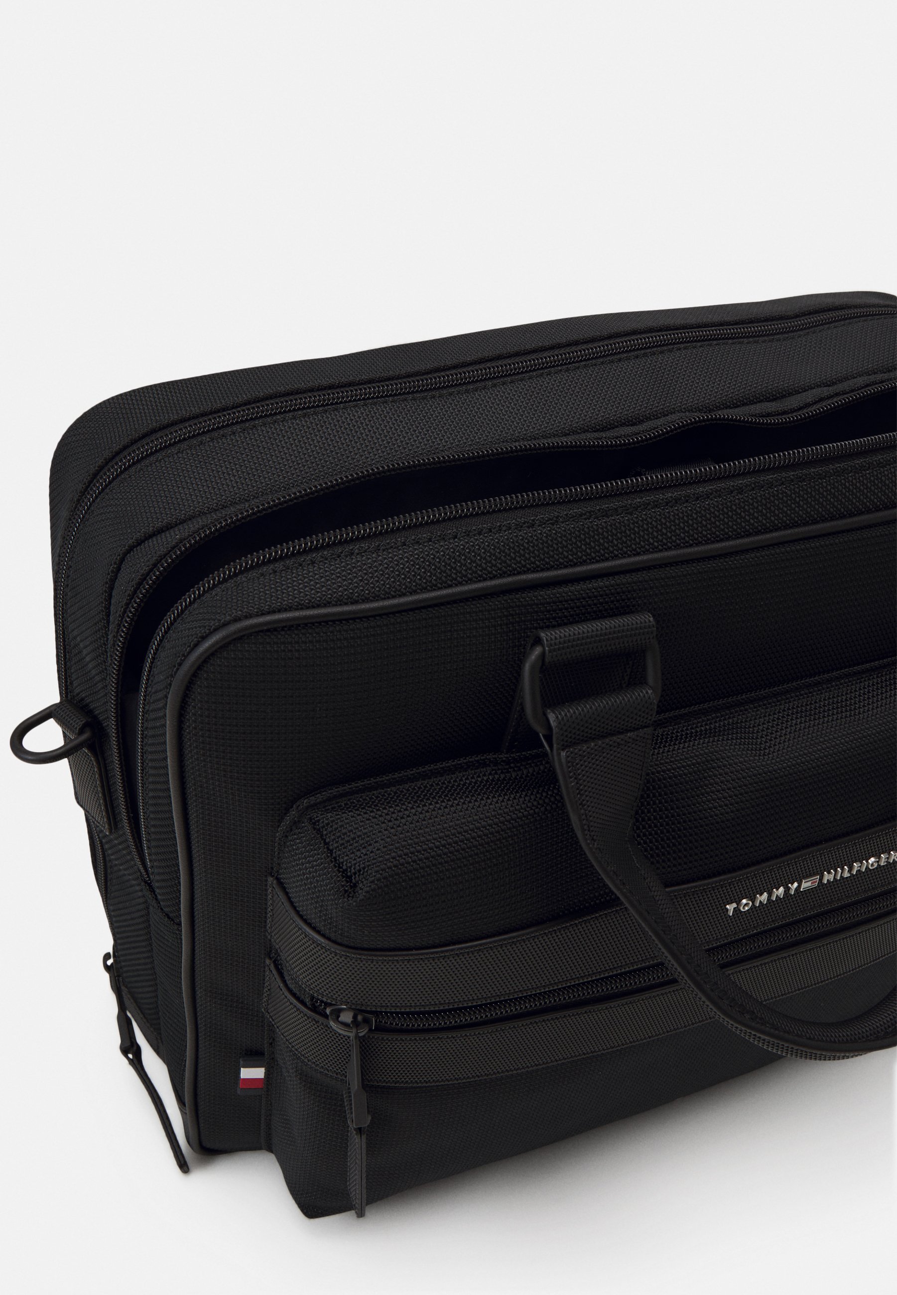 tommy hilfiger macbook case