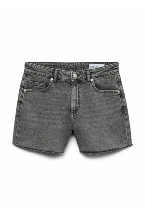 Short en denim noir taille haute avec bords effilochés, bouton et fermeture éclair à l'avant, passants de ceinture et deux poches avant.