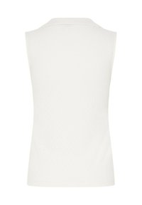 Haut blanc sans manches avec col, à texture subtilement côtelée, vu de dos.