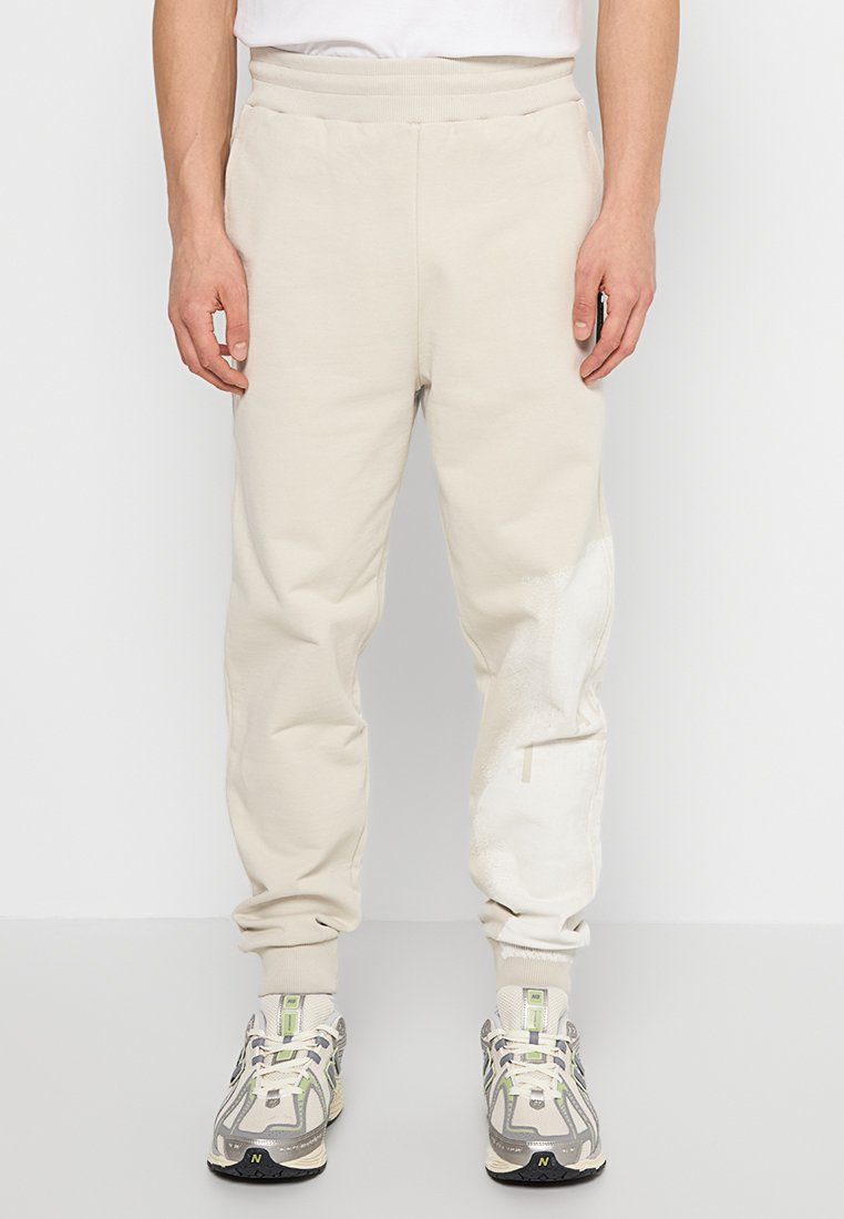 A-COLD-WALL* Trainingsbroek crème A-COLD-WALL* Trainingsbroek crème