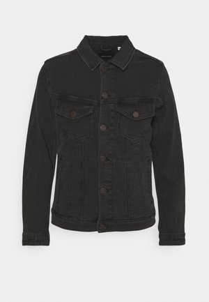 Veste en denim noire avec manches longues, fermeture à boutons devant, deux poches poitrine à rabat avec boutons et poches latérales.