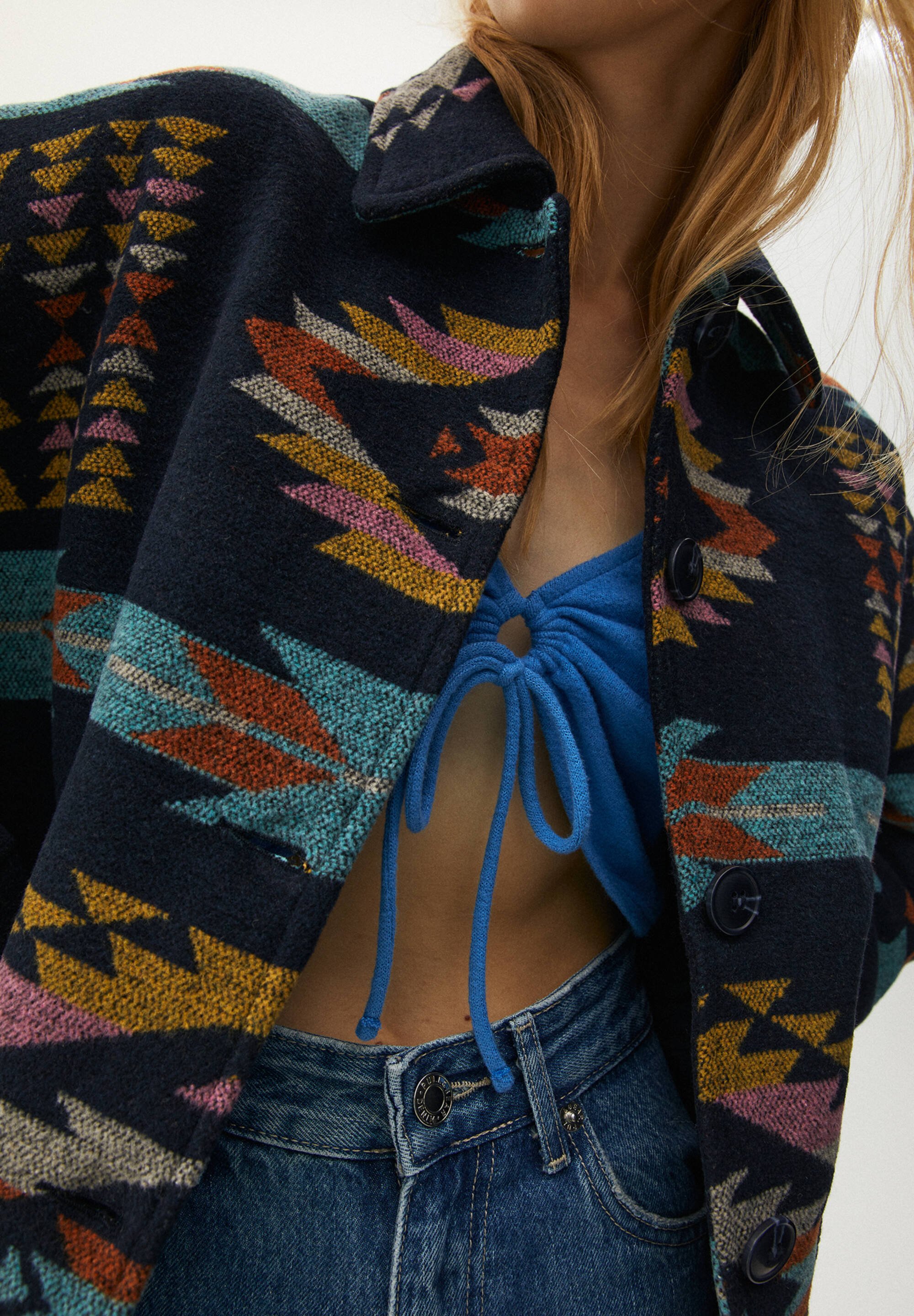 pull and bear aztec shirt