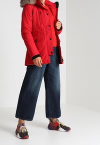 Superdry & Co Abrigo de invierno - red