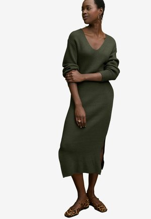 V-NECK PETITE - Robe pull - khaki green