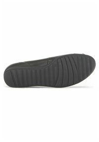 Zwarte schoen met een glad leren bovenwerk en een gestructureerde rubberen zool met horizontale groeven voor grip. Zool heeft een lichte kromming.