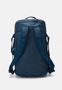 The North Face BASE CAMP VOYAGER DUFFEL 62L UNISEX - Sportinis krepšys - midnight petrol/algae blue