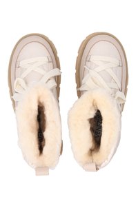 VENEZIA ANKLE BOOTS - Zimní obuv - beige