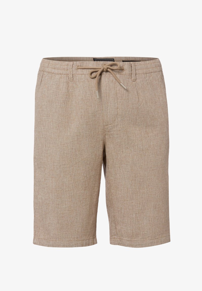 Pantaloncini beige in lino da uomo con vita con coulisse e passanti per cintura su sfondo bianco.