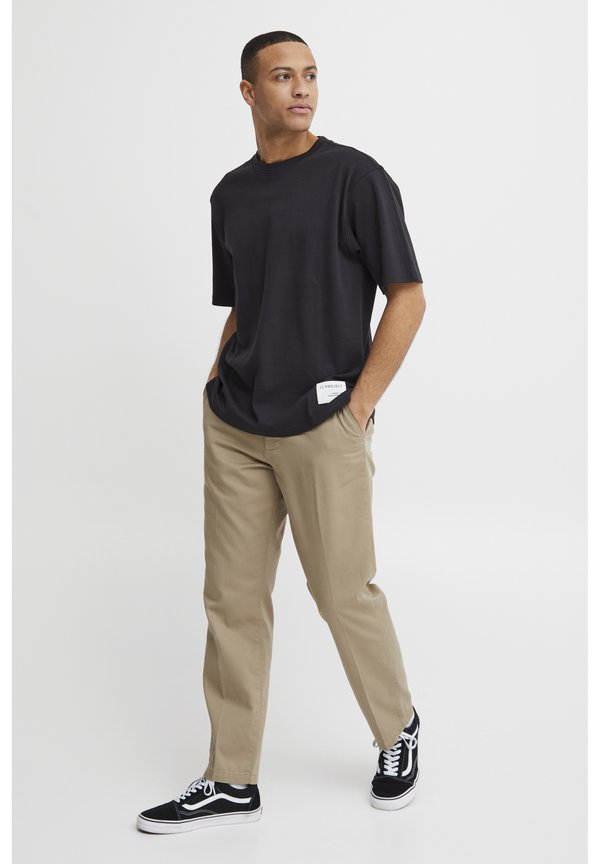 PRARNOLD STRAIGHT FIT - Chinos - tree house3