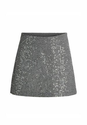 Sivá mini sukňa s textúrovaným tkaním, zdobená roztrúsenými striebornými flitrami, s rovnými okrajmi a priliehavým pásom.