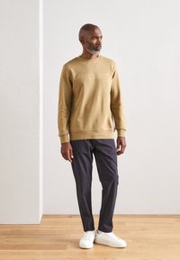 Scotch & Soda FINCH BLEND JOGGER - Stoffhose - deep sea