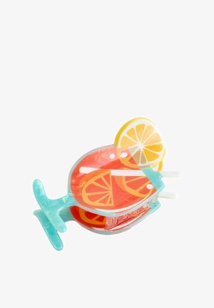 Turquoise hair claw clip shaped like a cocktail glass with orange and lemon slice designs and two white straws.