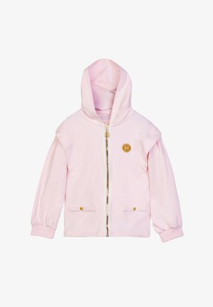 Hellrosa Zip-Hoodie aus weichem Stoff. Mit einem goldenen Reißverschluss und Logo, plus zwei Fronttaschen mit goldenen Knöpfen.