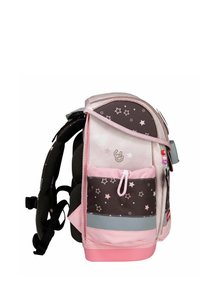 Zaino con un design rosa e marrone caratterizzato da motivi a stella, una tasca frontale, schiena imbottita, spallacci regolabili e accenti grigi riflettenti.