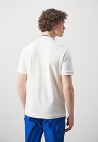 EA7 Emporio Armani TENNIS CLUB SERAFINO - Βασικό μπλουζάκι - star white