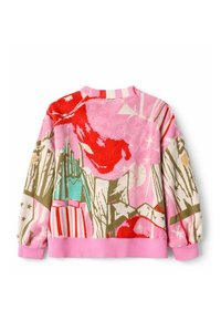 Πουλόβερ με ροζ βάση και αφηρημένα κόκκινα, πράσινα, μπεζ και λευκά μοτίβα, ριμπ ροζ μανσέτες και τελείωμα, εμφανιζόμενο από πίσω.