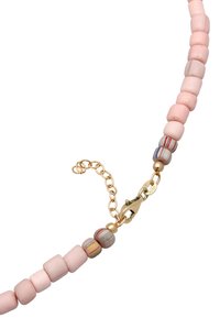 Thumbnail Image 4