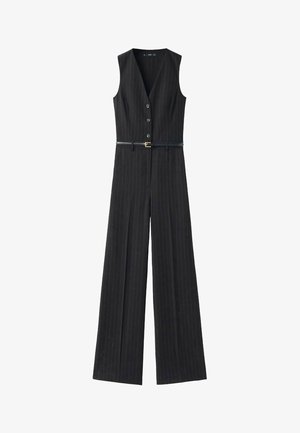 Svart jumpsuit med smal rand, v-ringning, utan ärmar, fem knappar framtill och ett tunt bälte i midjan. Bred ben silhuett.