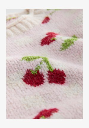 Gebreide trui met een zachte roze achtergrond en een kersenpatroon in rood en groen, voorzien van een gestructureerde afwerking en een geribde kraag.