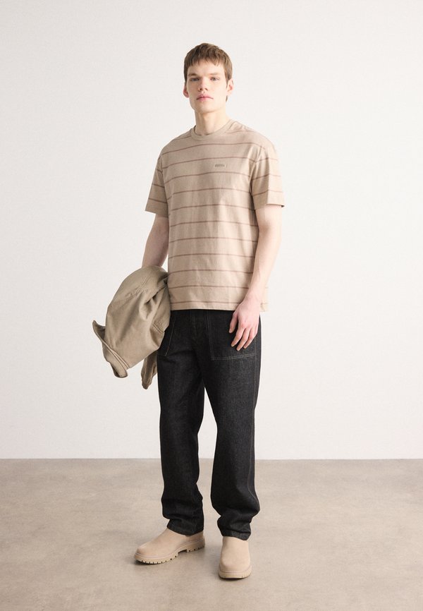 COMFORT STRIPE - Print T-shirt3