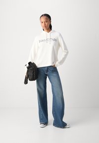 Marc O'Polo LONG SLEEVE HOODED LOGO PRINT - Camisola - white cotton