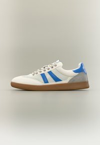 Επιλέχθηκε, white/blue
