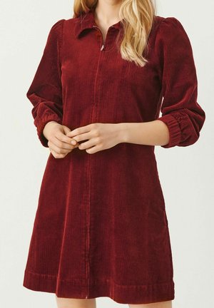 Day dress - mottled dark red