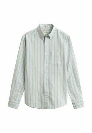 Camicia azzurro chiaro con maniche lunghe e sottili righe verticali bianche e beige, con taschino sul petto e colletto con bottoni.