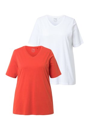 - T-shirt basic