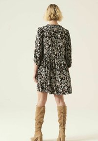 Garcia Vestido informal - black