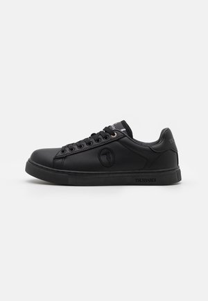 DANUS STITCH - Sneakers basse - black