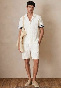 Reiss REGULAR FIT SALINA biały