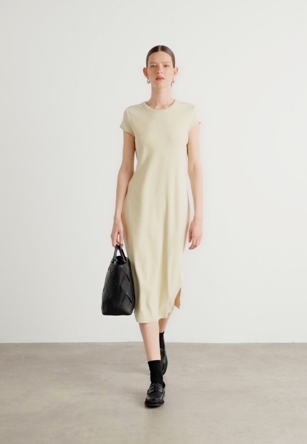 ELIRA - Jersey dress - open beige3