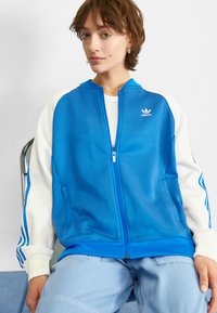 adidas Originals ADICOLOR CLASSICS SST - Veste de survêtement - blue bird