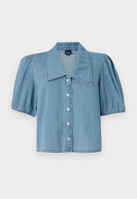 Lichtblauw denim shirt met een grote kraag, korte puffmouwen en knoopsluiting. Heeft een rechte zoom en een zachte textuur.