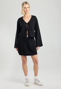 America Today BALU - Camicetta - black