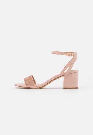 Sandals - light pink