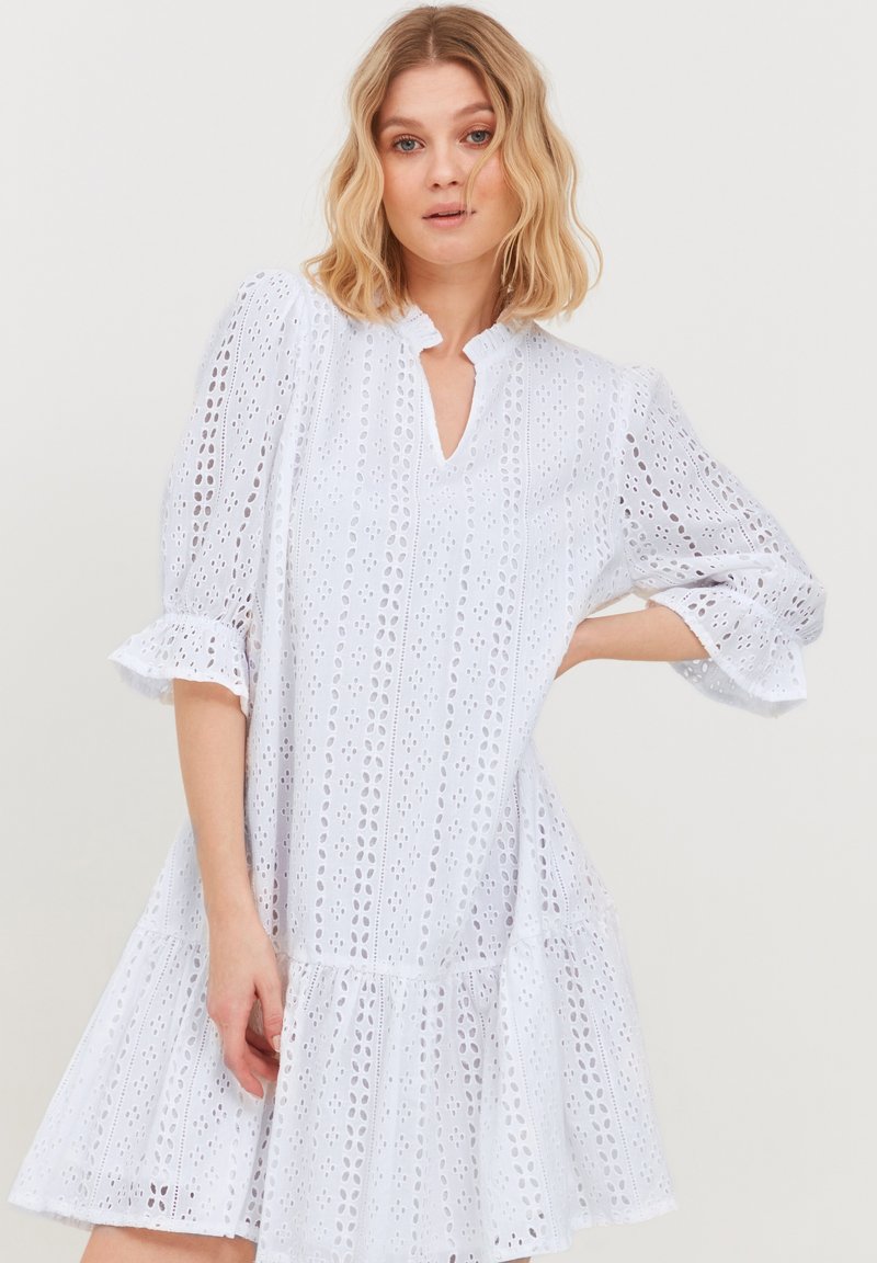 b.young BYGallan - Freizeitkleid - optical white